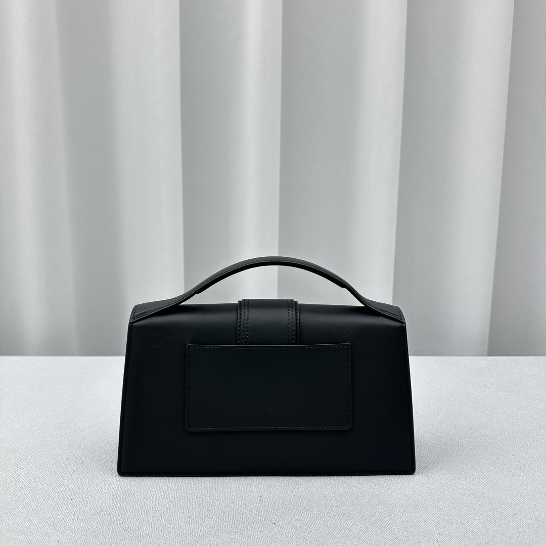 Jacquemus Satchel Bags